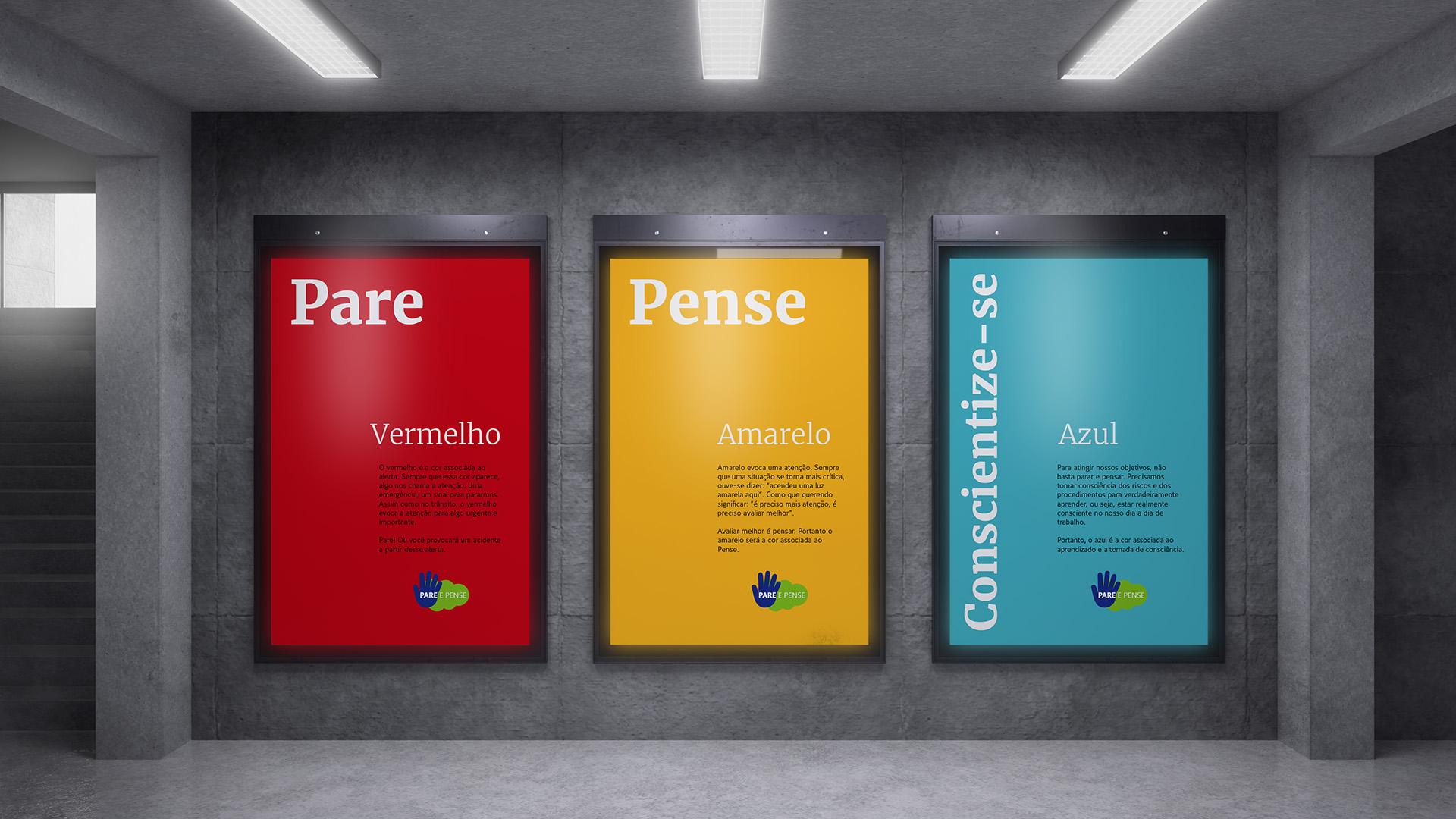 Imagem de três posteres em hall de escadas com a comunicação da campanha de endomarketing Pare & Pense Johnson Controls.